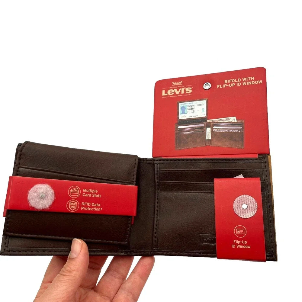 Levis‎ Mens Bifold Wallet Brown with Flip-up ID Window RFID-Blocking